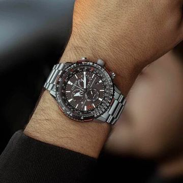 Наручные часы Citizen CB5001-57E