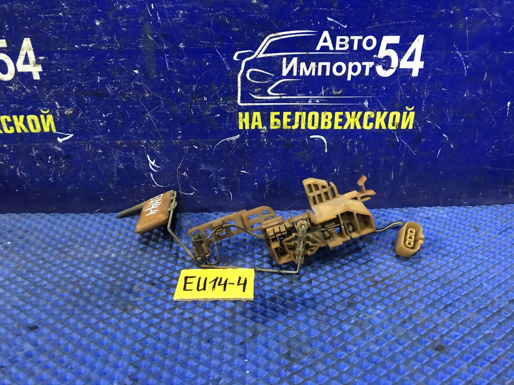 Датчик уровня топлива NISSAN BLUEBIRD 1997