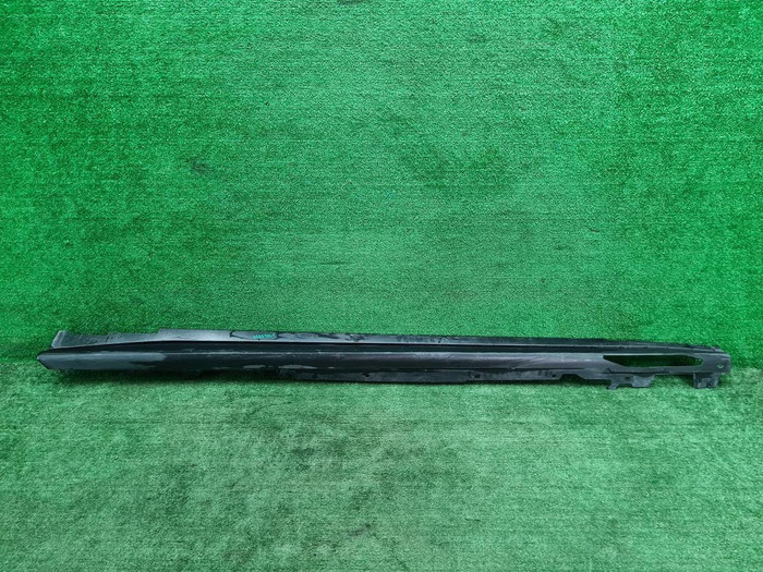 Накладка порога правая BMW 4er G26 (2020-н.в.)