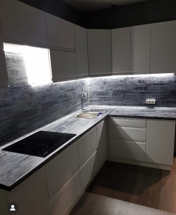 Примеры современных дизайнов кухонь из интернета