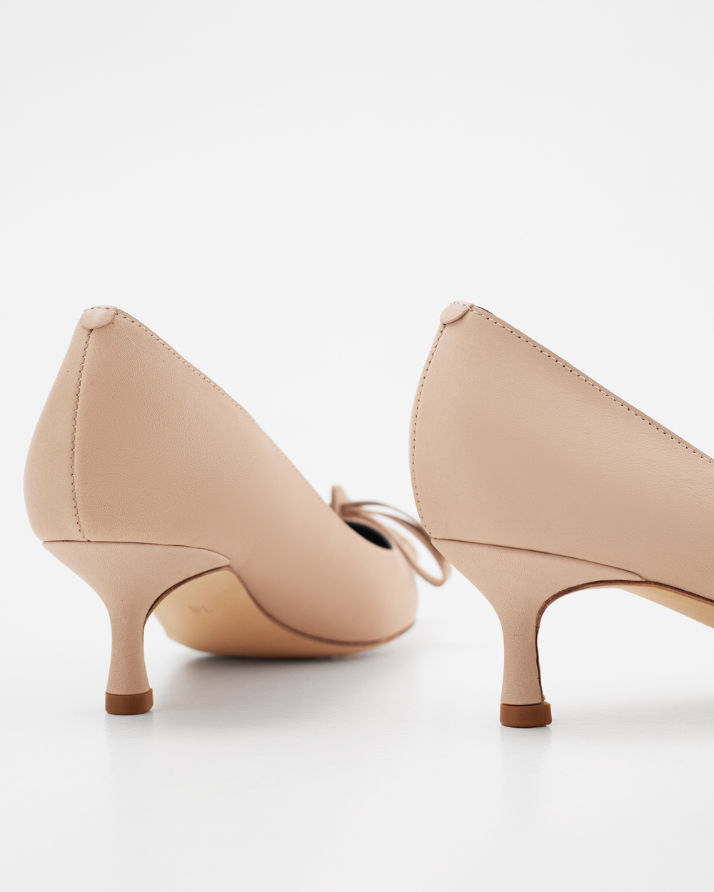 Туфли из натуральной кожи светло-бежевый