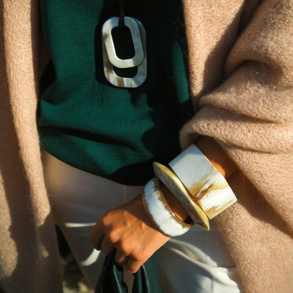 creme horn bangle large