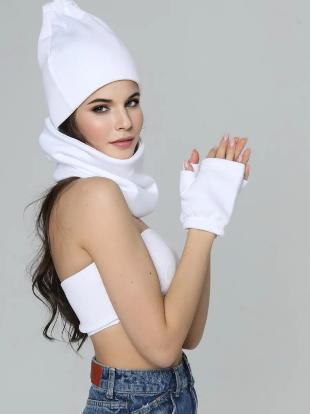 Шапка бини с начесом для хвоста, дред и кос