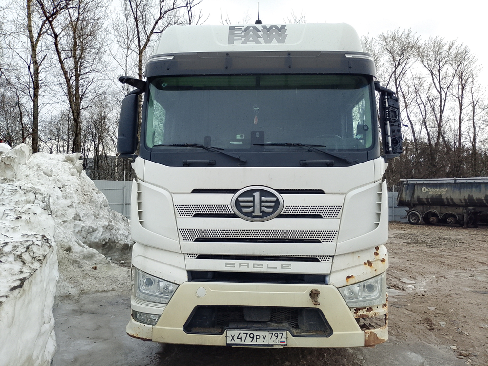 FAW J7 6x4 Седельный тягач CA4250P77K25T1E5 (Дизельный, 12.5 л, 553 л.с. АТ)