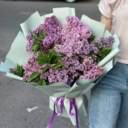 Букет ароматной сирени