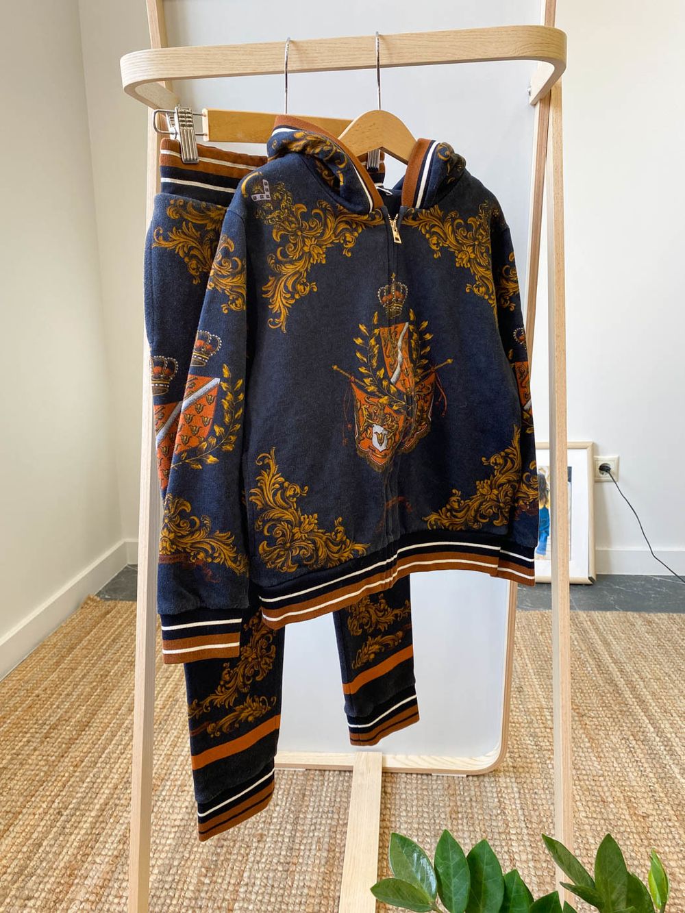 Костюм Dolce&Gabbana