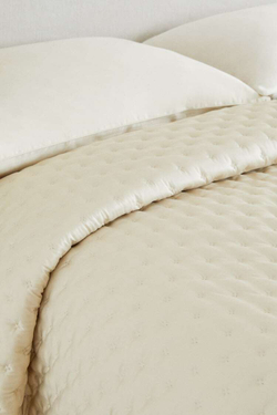 ZARA HOME ПРОСТОЕ АТЛАСНОЕ ОДЕЯЛО, КАВА