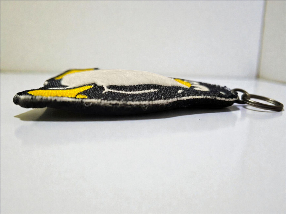 Брелок-подвеска TUX плюшевый с набивным животом