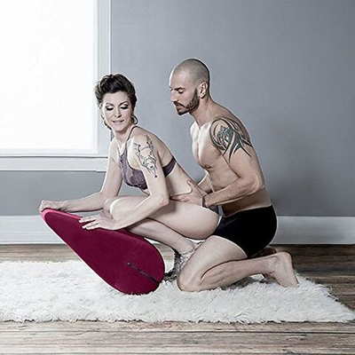 Бордовая вельветовая подушка для любви Liberator Rockabilly (Цвет: бордовый)