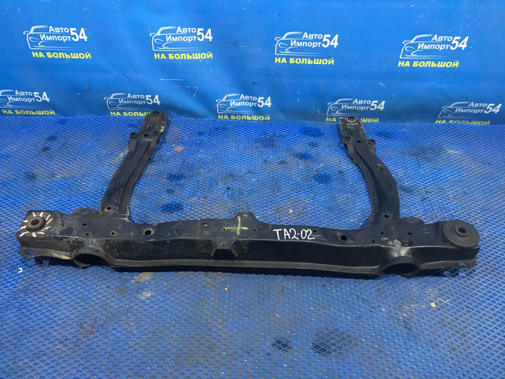 Балка передняя поперечная Honda AVANCIER 2001