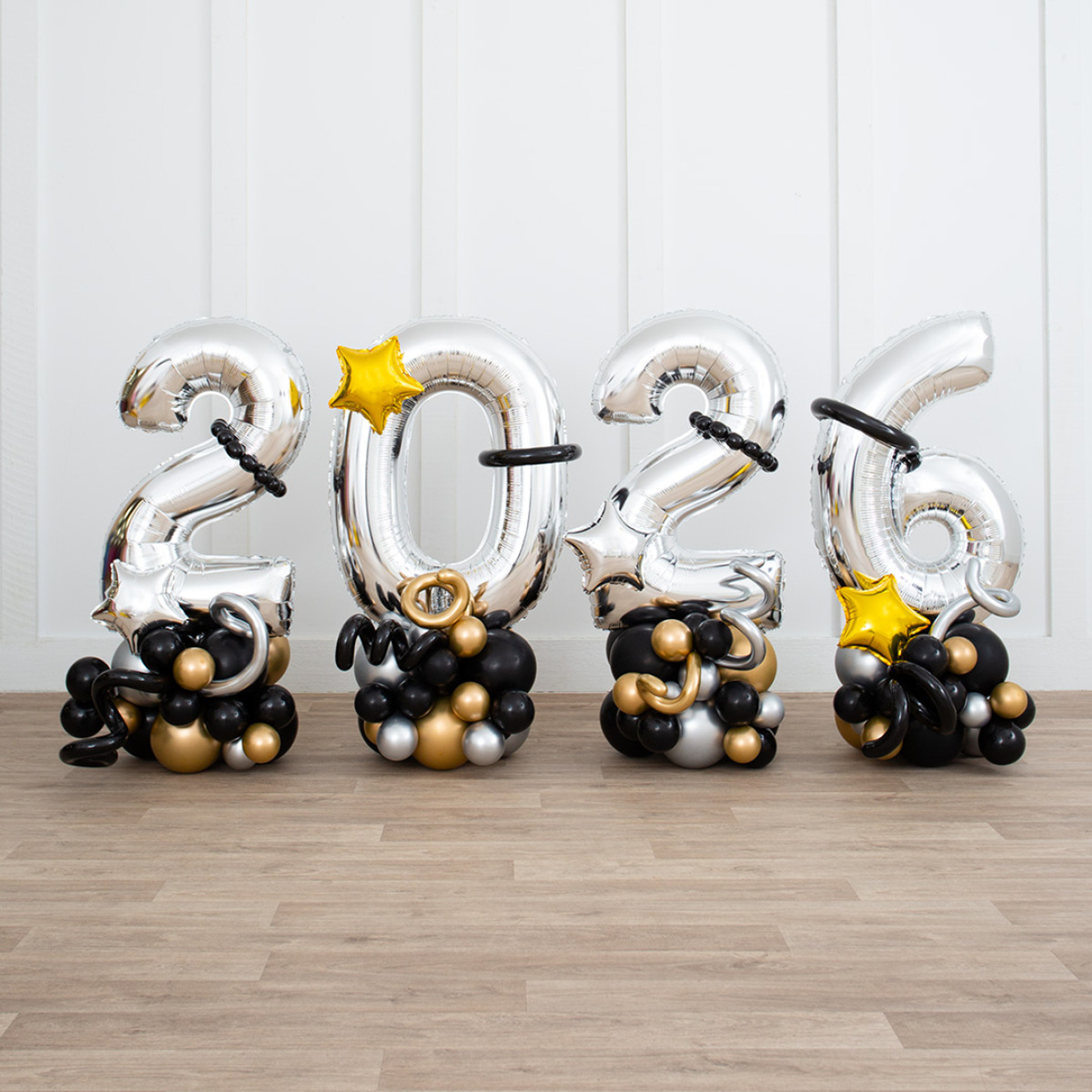 Шарики на Новый 2026 год - Огненной лошади!