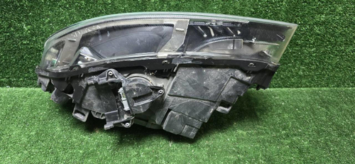 Фара правая Volvo S60 2 V60 (2013-2018) ксенон