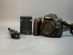 Nikon D90 4.100 кадров