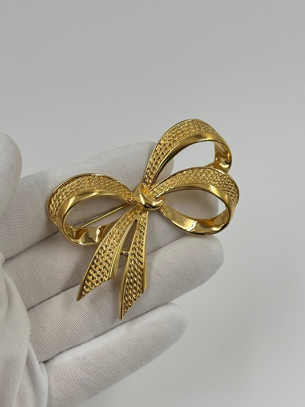 Брошь Бант Nina Ricci