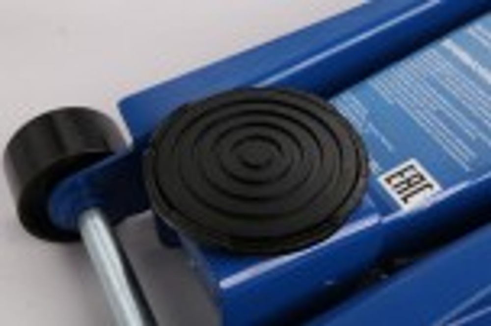 Домкрат подкатной AE&T 3,0 т двухнасосный (140-470 мм) T31603 T31603