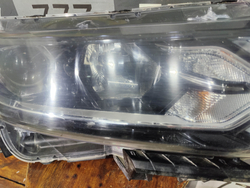 Фара правая галоген Nissan Qashqai 2 (J11) 17-24 Б/У Оригинал 26010HV00B