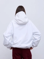 Ветровка с капюшоном