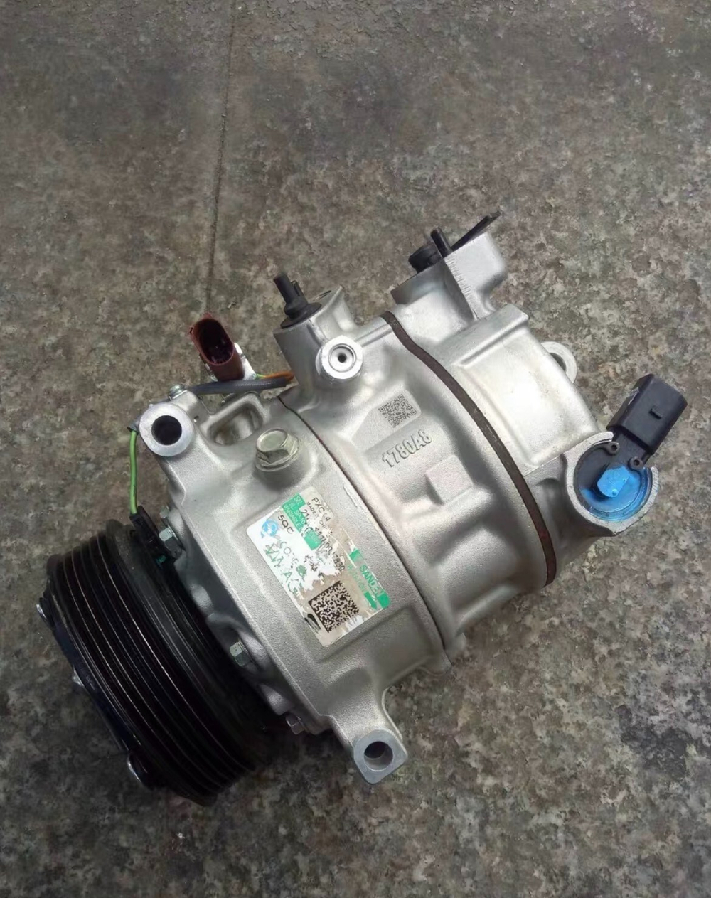 Компрессор кондиционера Volkswagen Golf 6/7, CC, Scirocco, Lamando