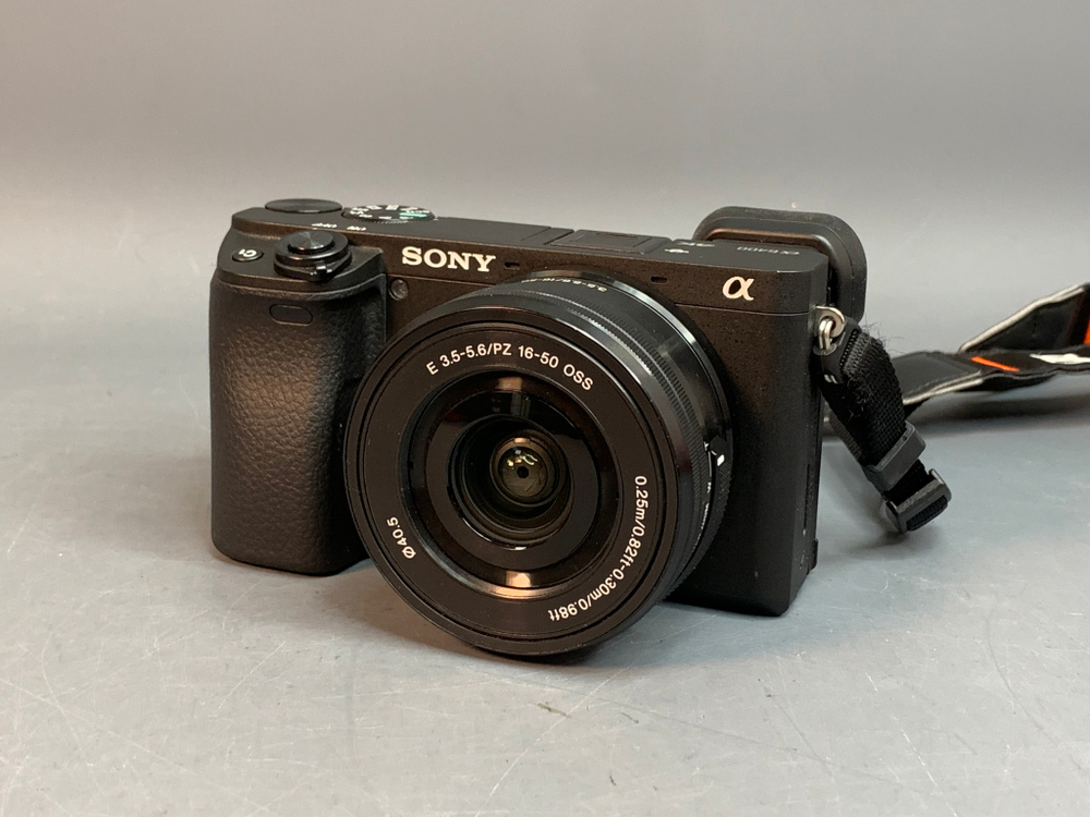 Sony A6400 Kit 16-50mm 2.233 Кадров