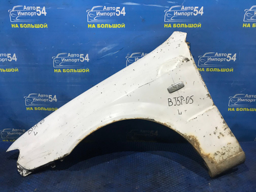Крыло переднее левое MAZDA FAMILIA 2000