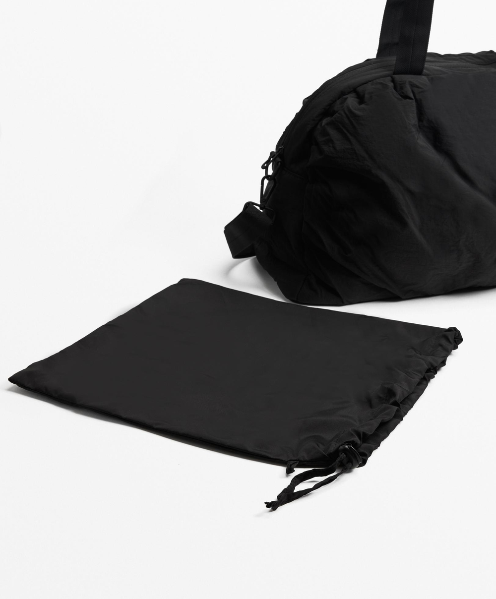 Oysho Спортивная сумка со сборками, черный