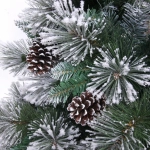 Ёлка «Царица леса» 180 см,ПВХ+леска, с белым напылением+шишки (698 веток) (SZ1017-180)