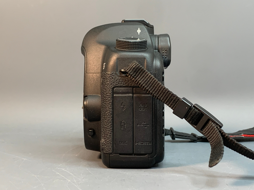 Canon EOS 5D Mark II 25.000 кадров