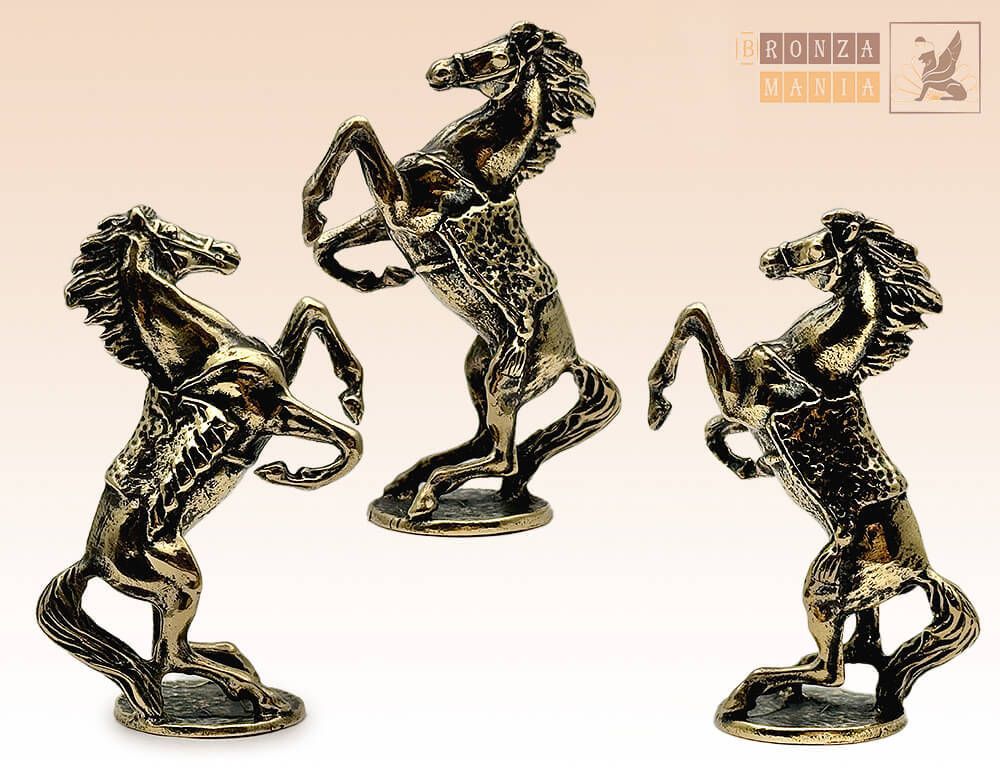 фигурка Конь на дыбах