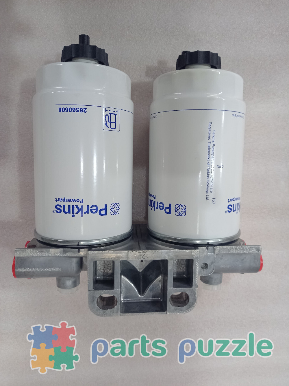 Фильтр топливный в сборе (2х26561118 + головка) / FUEL FILTER АРТ: 4812065