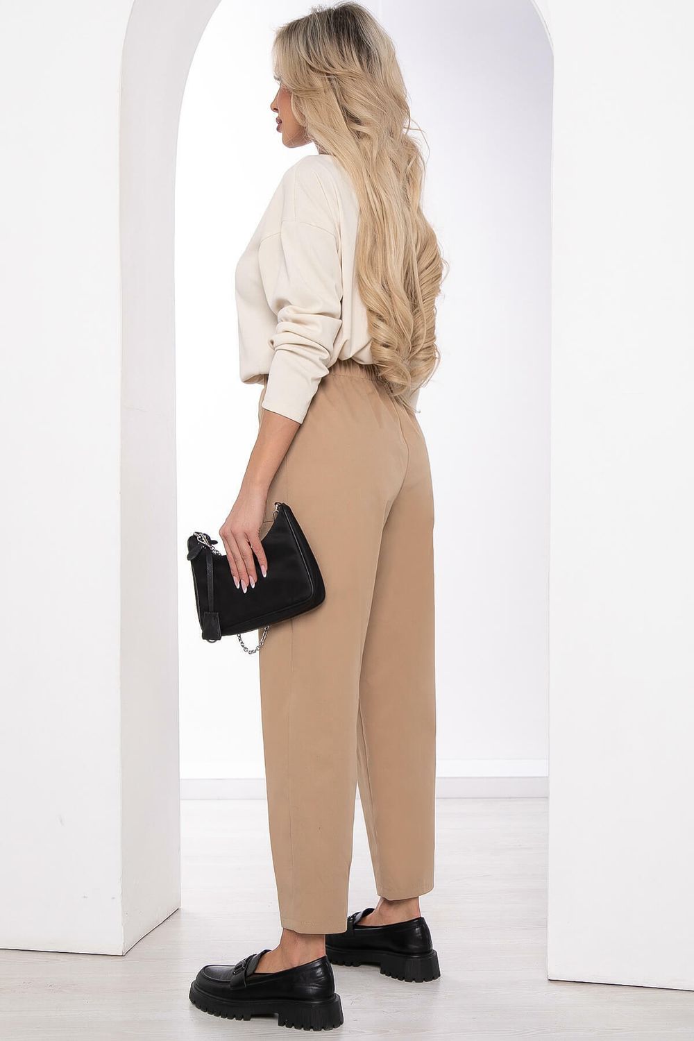 Брюки-бананы "Больше чем стиль" (беж) Б8433 LT Collection (Акция)