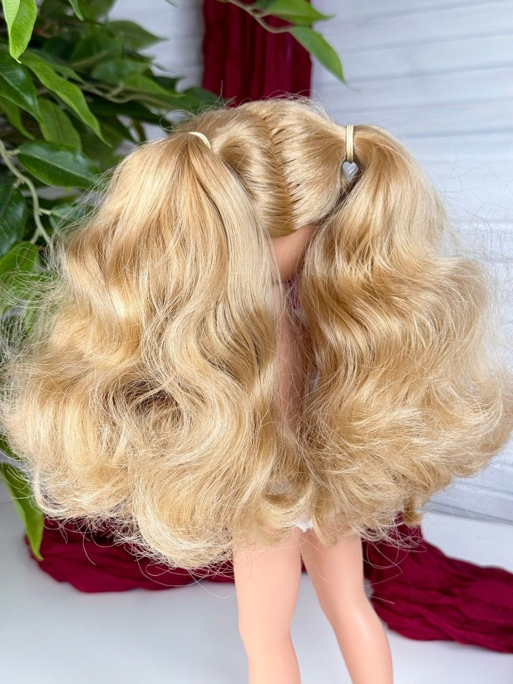 Кукла BERJUAN виниловая 35см Ева без одежды (2836A3)