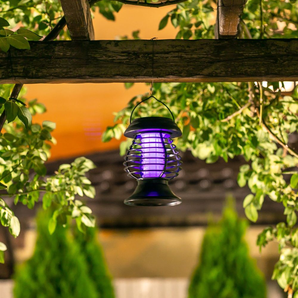 USL-F-300-PМ310 BUG ZAPPER Садовый светильник на солнечной батарее. 13 светодиодов. Эффект пламени и антимоскитный режим . 1xАА Ni-Mh аккумулятор в-к. IP44. TM Uniel.