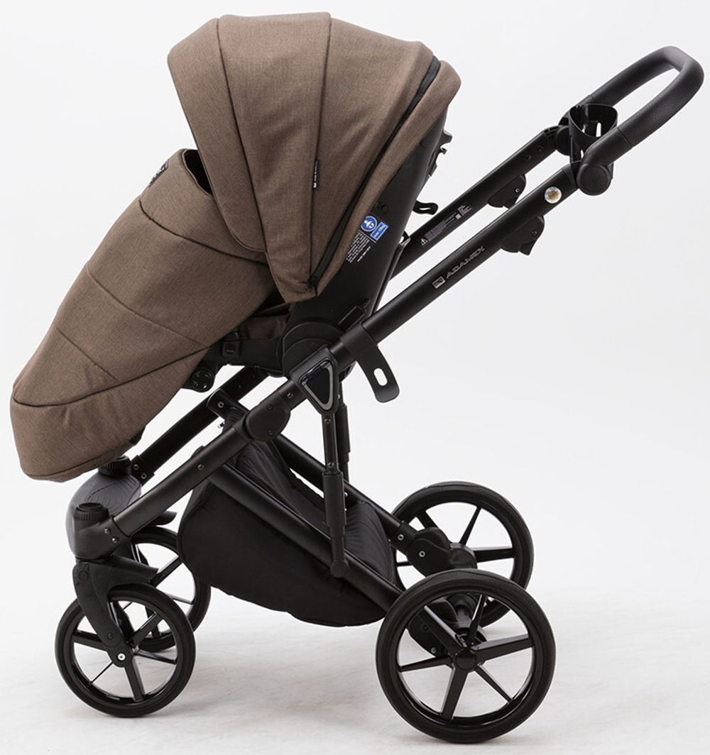 Детская коляска Adamex Marco 2 в 1 GA10 (ШОКОЛАД.ТК.+ ШОК. КОЖ. ОТДЕЛКА)