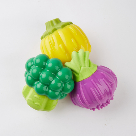 Игрушка крякающая для собак Овощ Fofos