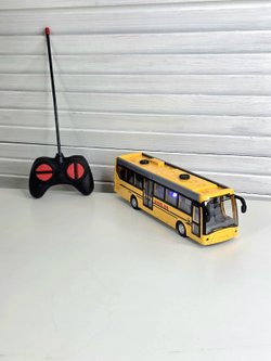Игровая машина Автобус на радиоуправлении со световыми эффектами (201254268)