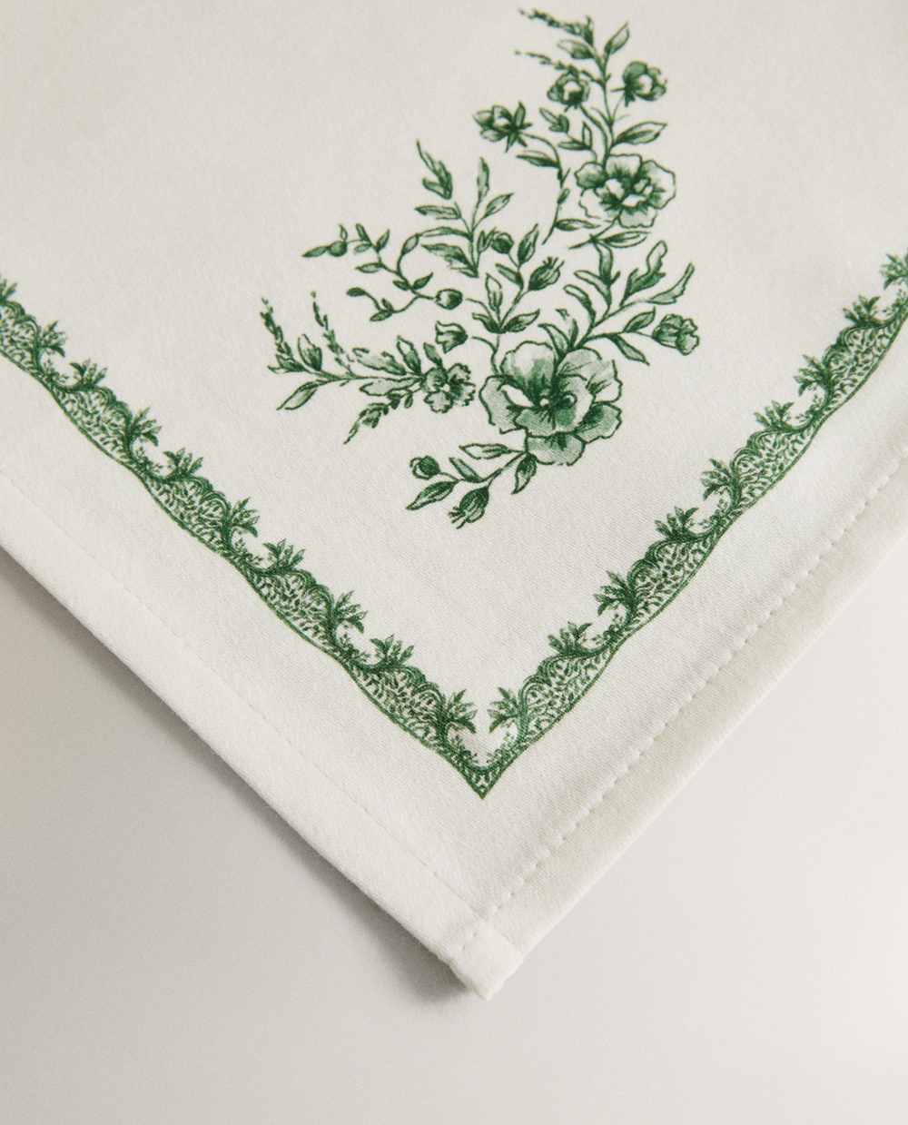 Zara Home столовая салфетка из хлопка, цветочный мотив, 45 45 см (комплект 2 шт.) · 2292/022