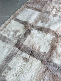 Ковер прямоугольный натуральный мех овчина, 200 х 180 см.