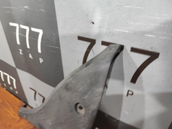 Накладка фонаря заднего левого Chevrolet Camaro 6 15-22 Б/У Оригинал 84070693