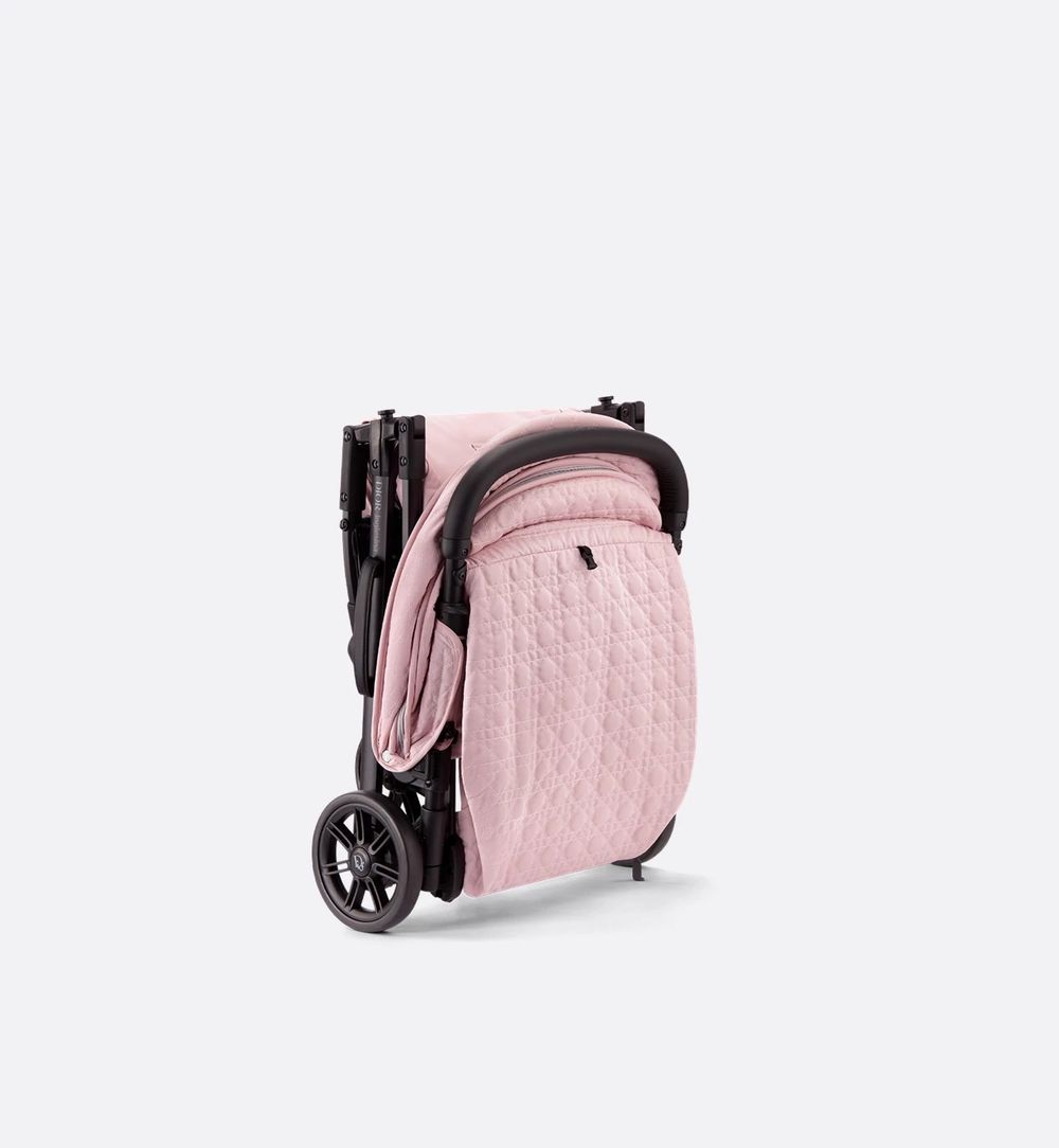 Новая прогулочная коляска Dior Inglesina