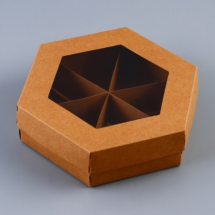 Коробка кондитерская менажница 18.5×18.5×5.5 см