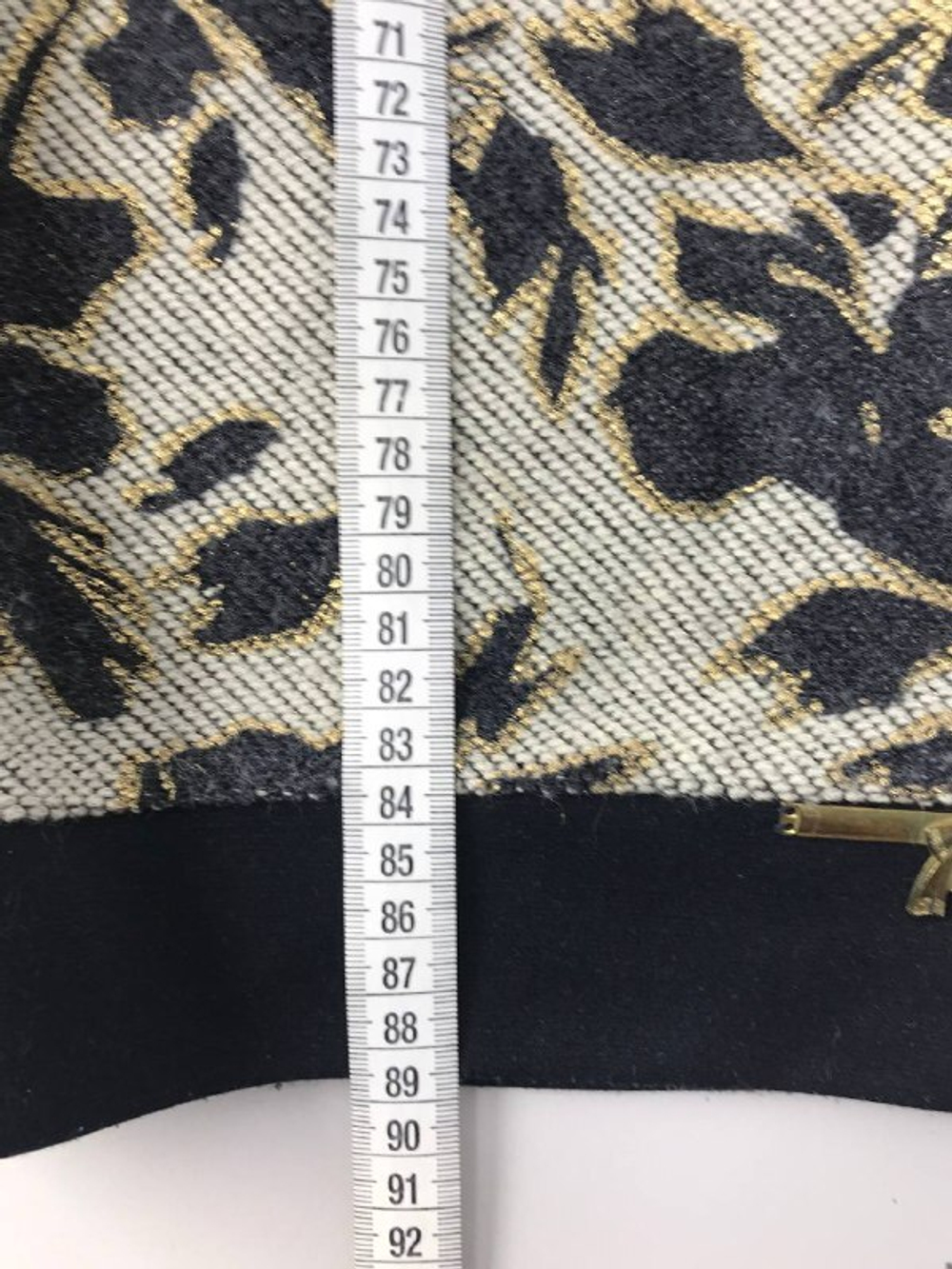 Платье Oncii лаконичное 40 размер