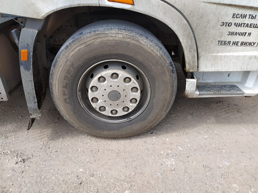 SANY HQC* 4x2 Седельный тягач HQC240DE (Дизельный, 12,1 л, 473 л.с., АТ)