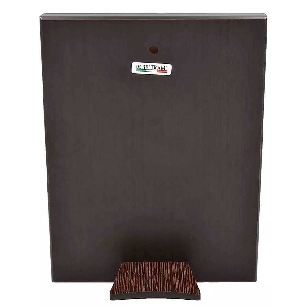 Казанская икона Божьей Матери в серебряном окладе.