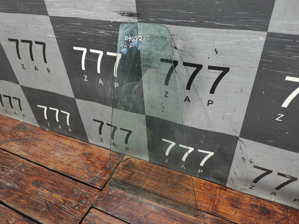 Стекло двери задней левой Suzuki Grand Vitara XL-7 98-05 Б/У Оригинал 8455652D00