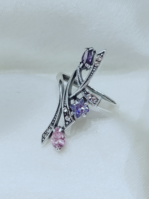 "Комильфо" кольцо в серебряном покрытии из коллекции "Идиллия Jenavi" от Jenavi