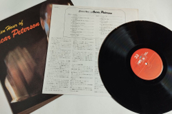 Винтажная виниловая пластинка LP Golden Hour Of Oscar Peterson (Japan 1981) (No Obi)