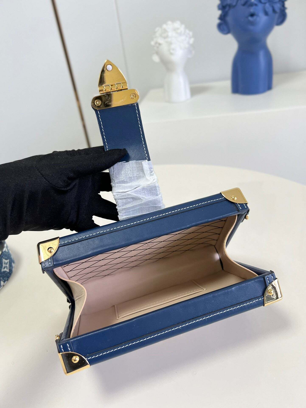 Louis Vuitton Petite Malle