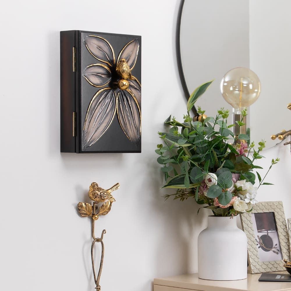 Полка - ключница Зарничка Блум Орех