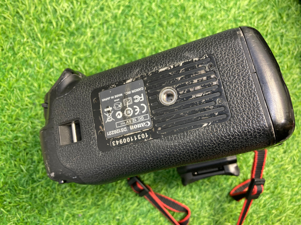 Canon EOS 1D Mark IV (334.000 кадров)