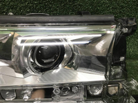 Фара правая Toyota Land Cruiser 200 (15-21) LED